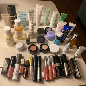 Makeup bundle